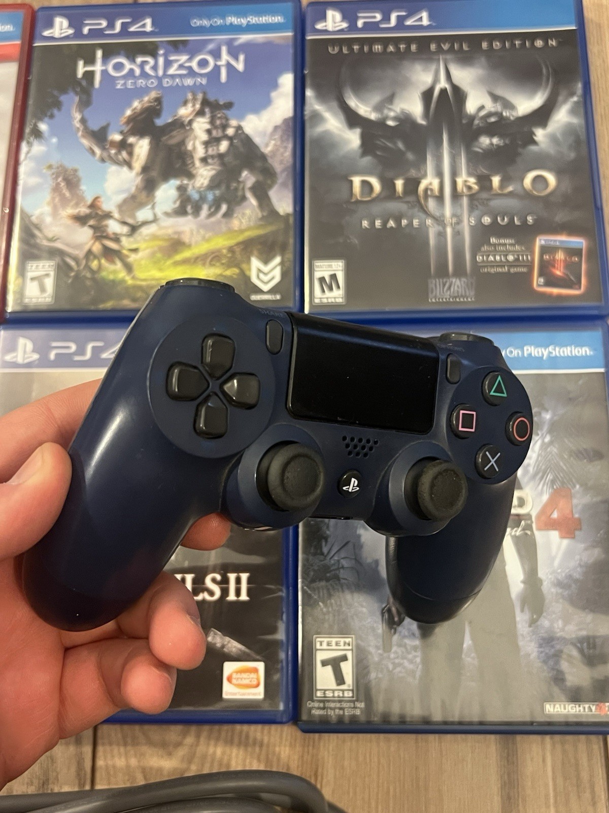 Sony PlayStation 4 PS4 Console Bundle CUH-1001A 500GB 9 Games Controller Tested