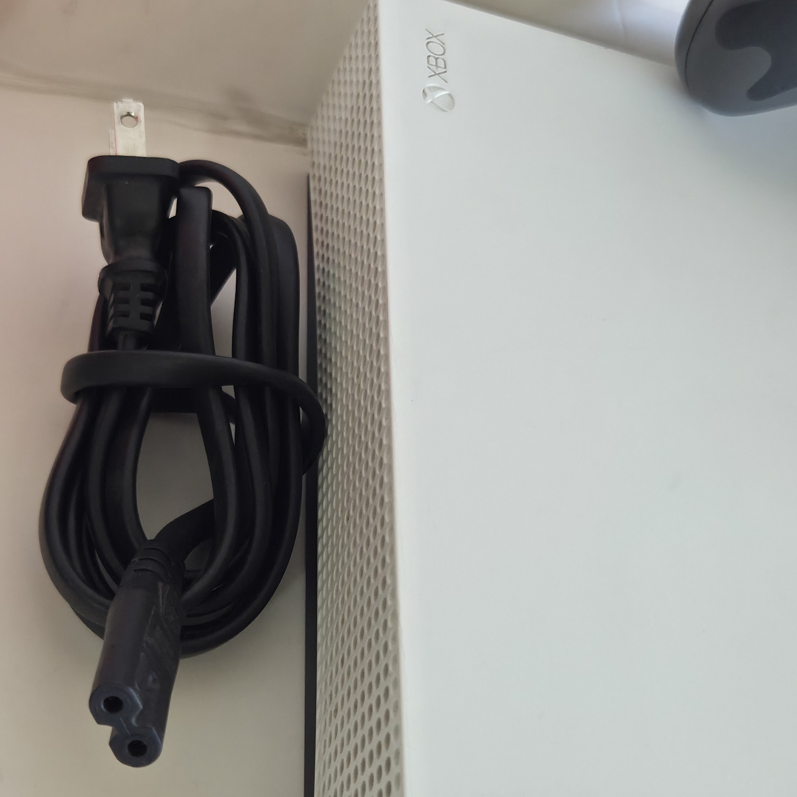 Microsoft Xbox One S White Console 1681 Console OEM w/ Controller & Cords TESTED