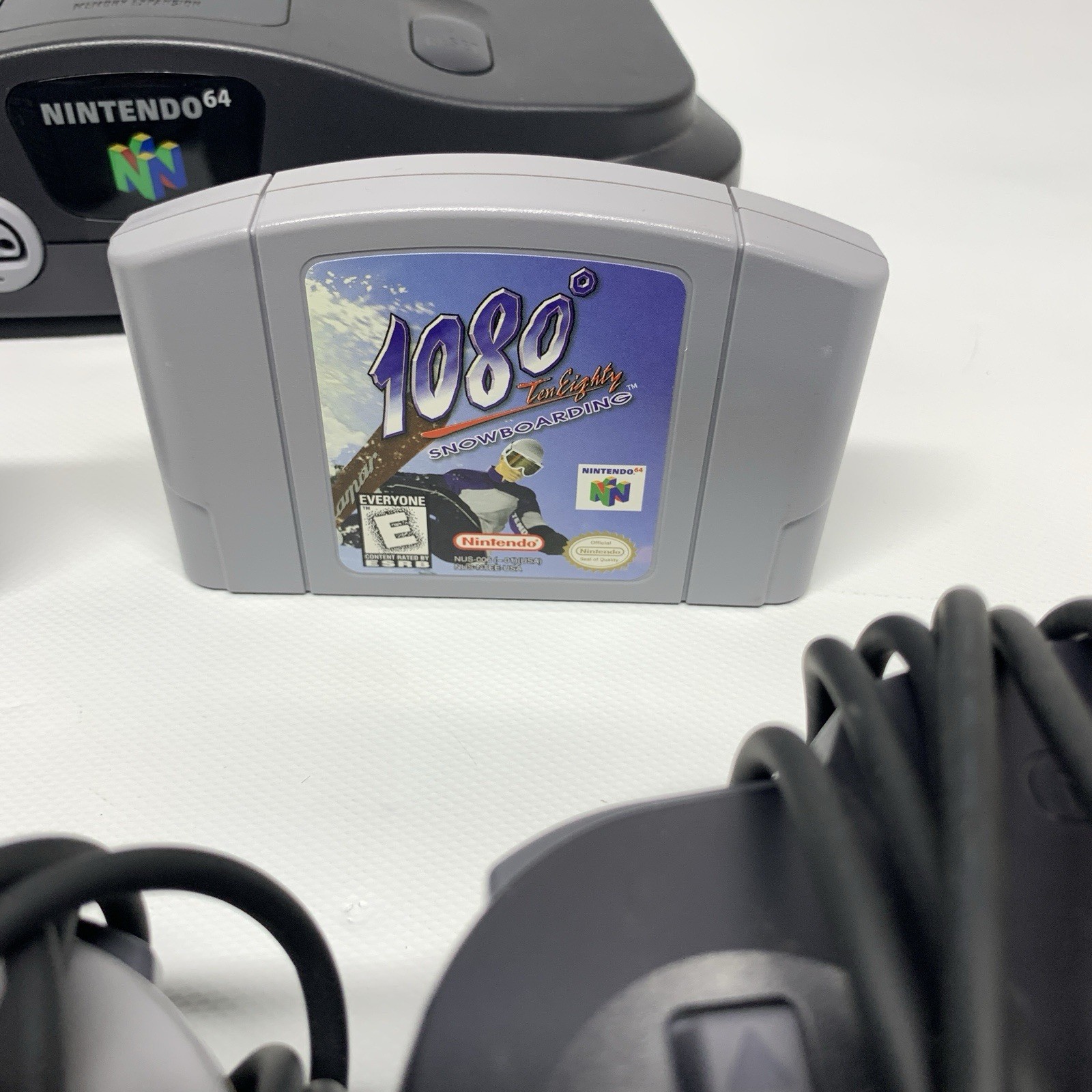 Nintendo 64 N64 Console Bundle NUS-001 (USA) 2 Controllers, 2 Games, NO AV Cord