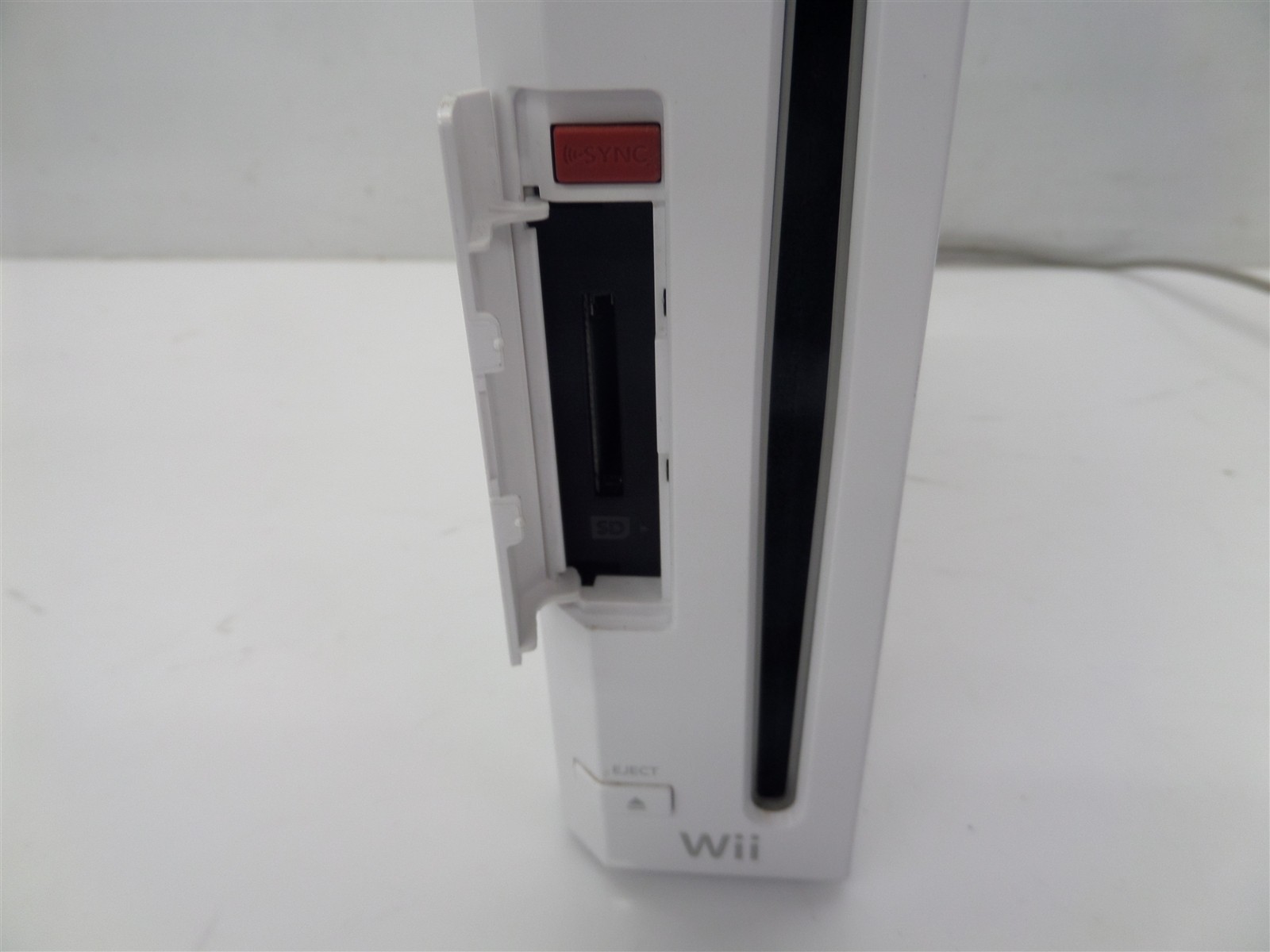 Nintendo Wii Console RVL-001 w/ Video Cable – No Remote