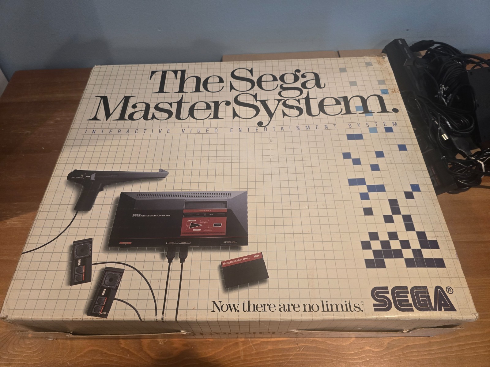 SEGA Master System Video Game Console Boxed w 2 Games and Everdrive – Tested!