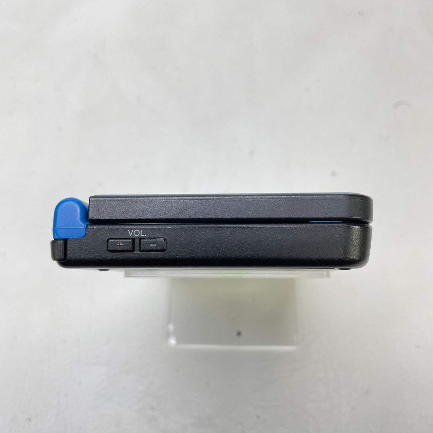 Nintendo DSi XL Handheld Game Console UTL-USZ Aqua Blue