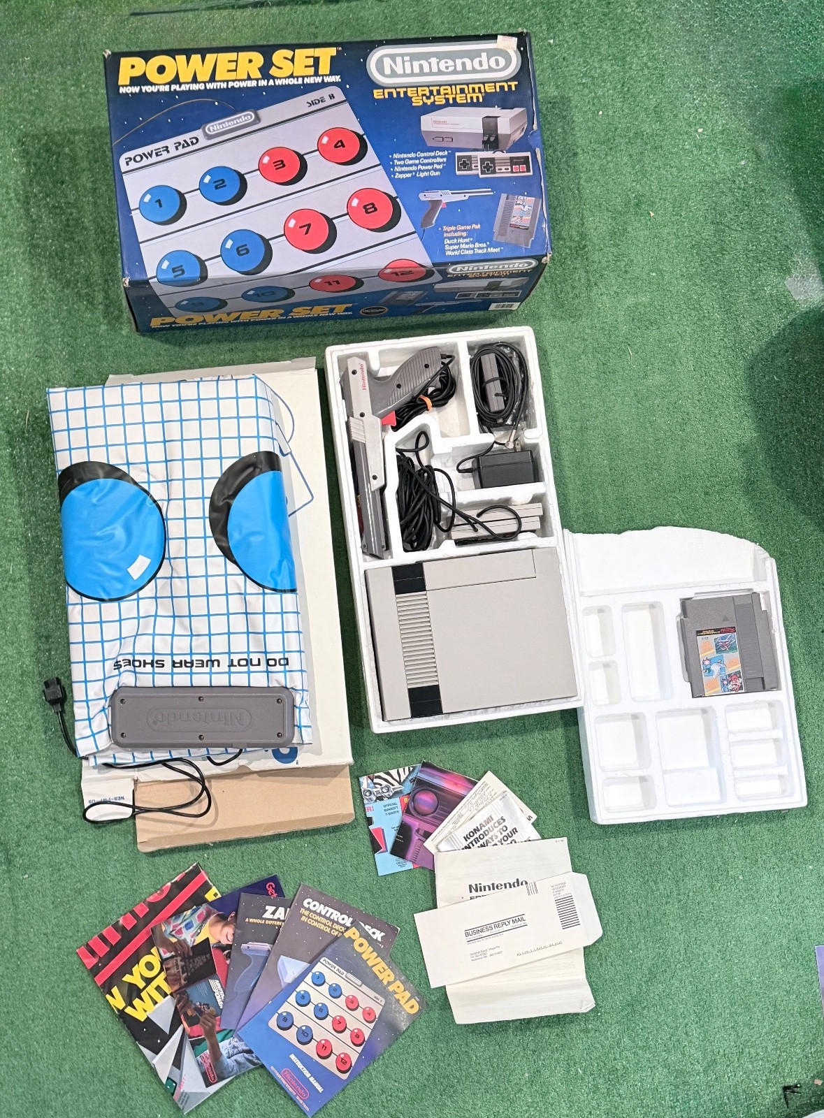 Vintage Nintendo NES Power Set Console Original Box Complete Works