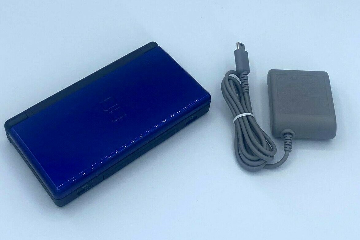 Nintendo DS Lite Authentic DSL Console Handheld YELLOWED SCREENS DSL Handheld