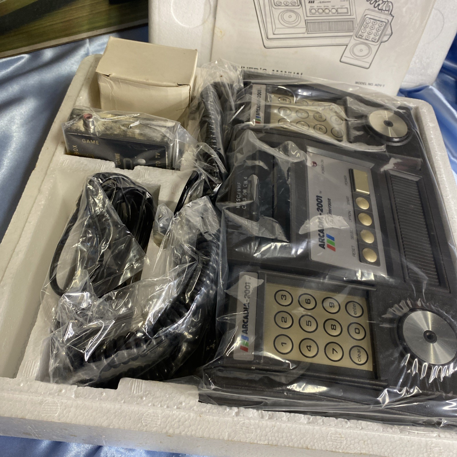 NEW 1982 EMERSON Arcadia 2001 Video Game Console System COMPLETE in Box UNUSED