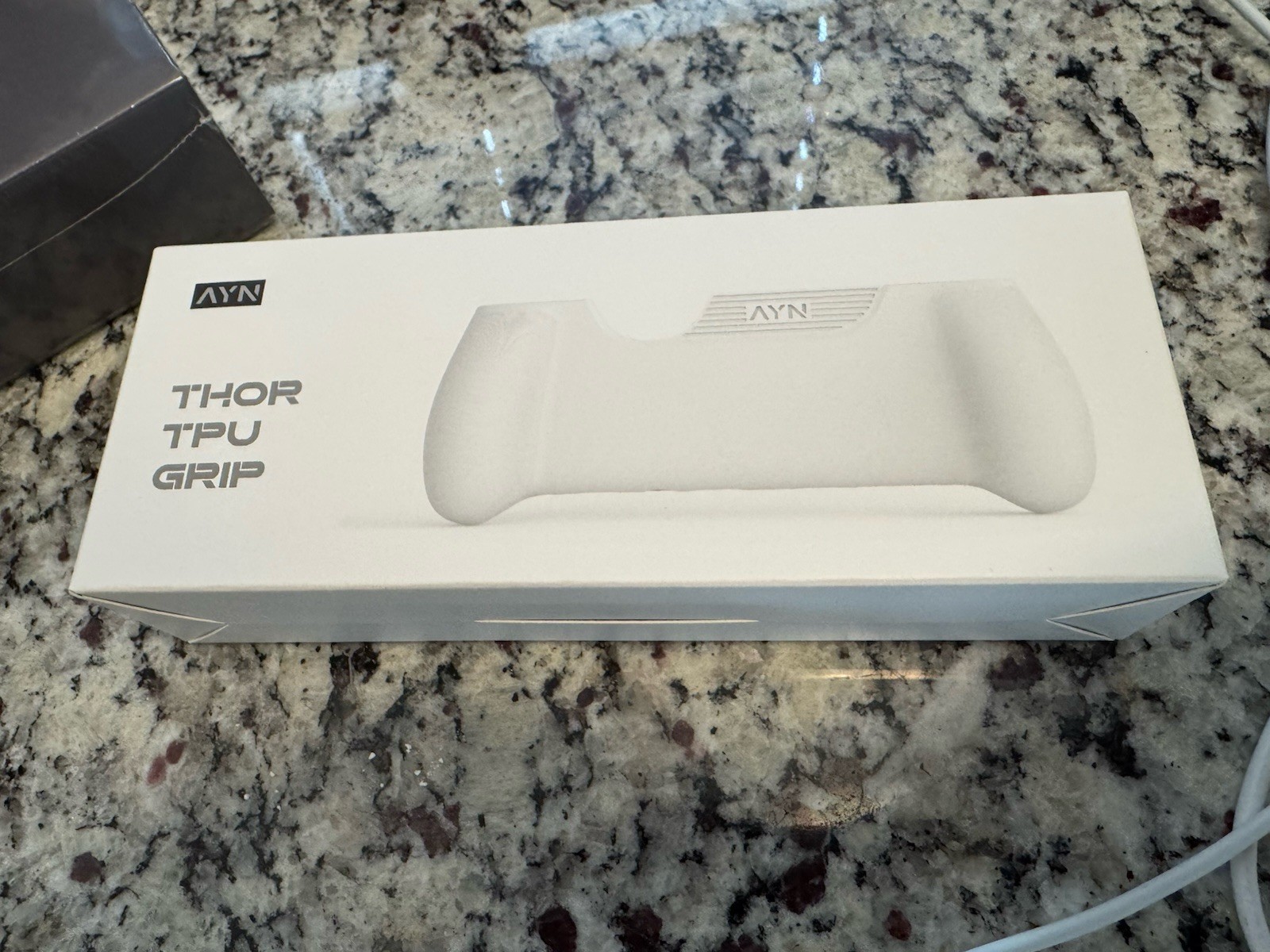 AYN Thor Max – BRAND NEW SEALED – 1TB Storage 16GB RAM – BLACK – BATCH 4 – UFS 4