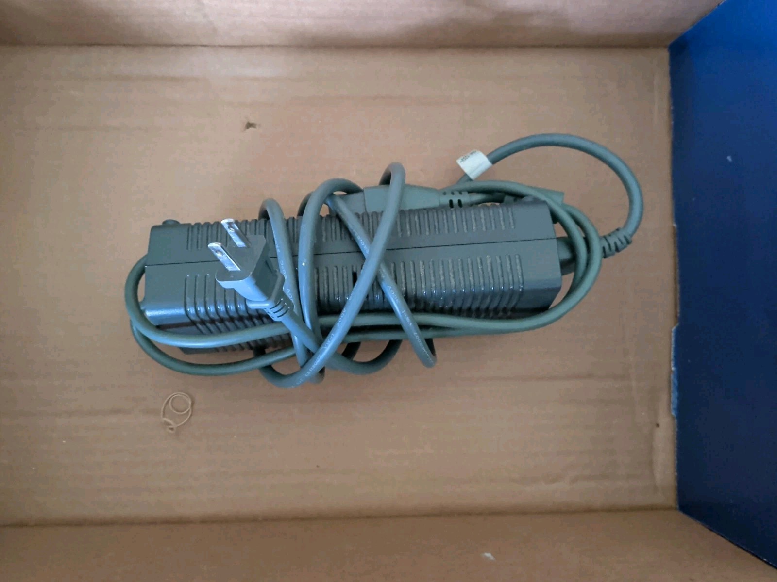 Microsoft Xbox 360 Core White System Console Only For Parts Or Repairs Untested