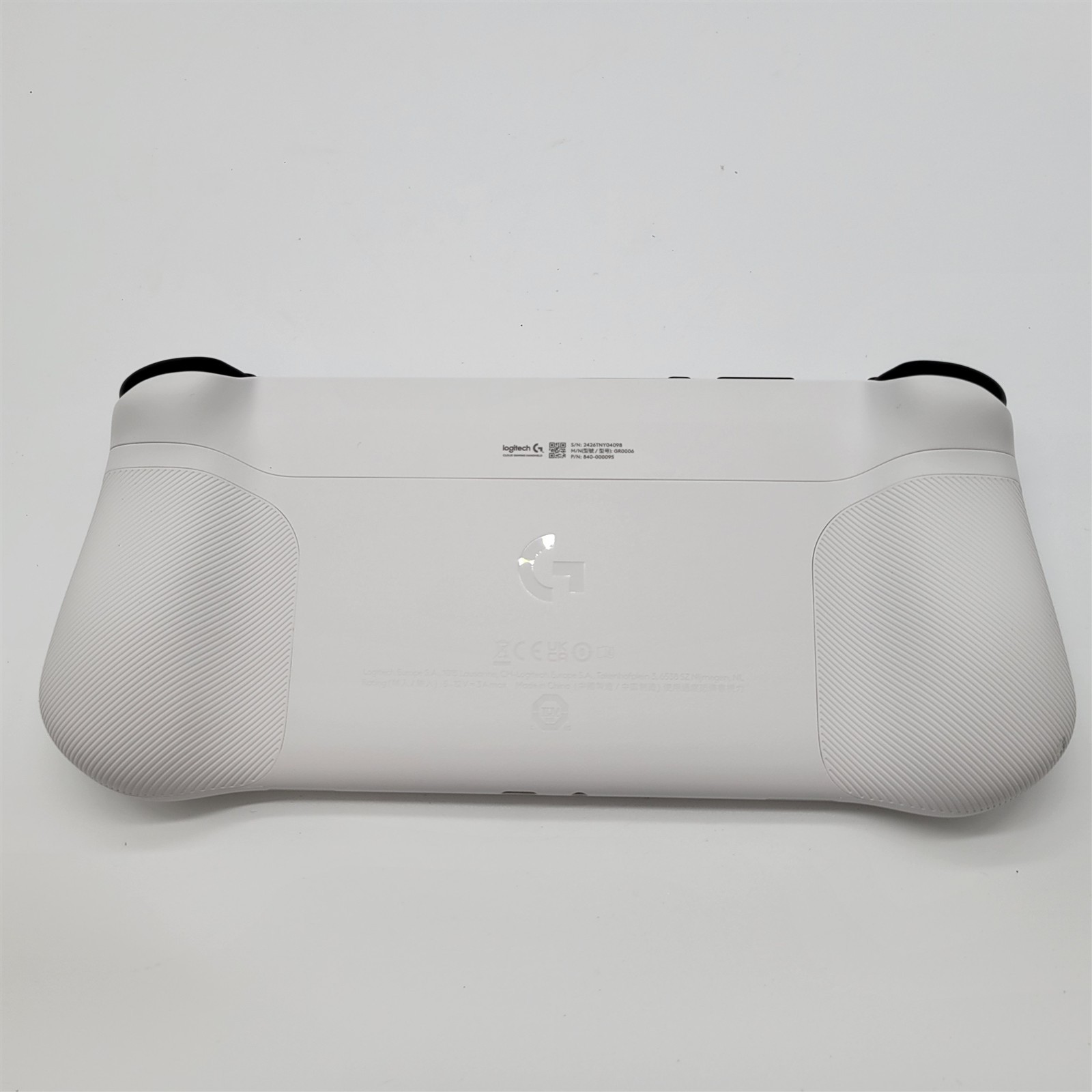 Logitech G CLOUD 64GB Handheld Console – White