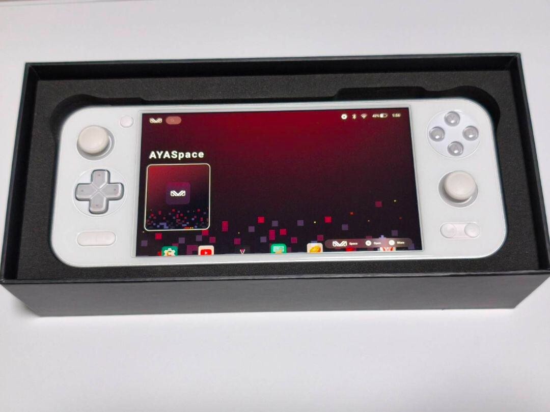 AYANEO Pocket S Android Handheld Gaming Console 6″ Snapdragon G3x Gen 2 12GB/128
