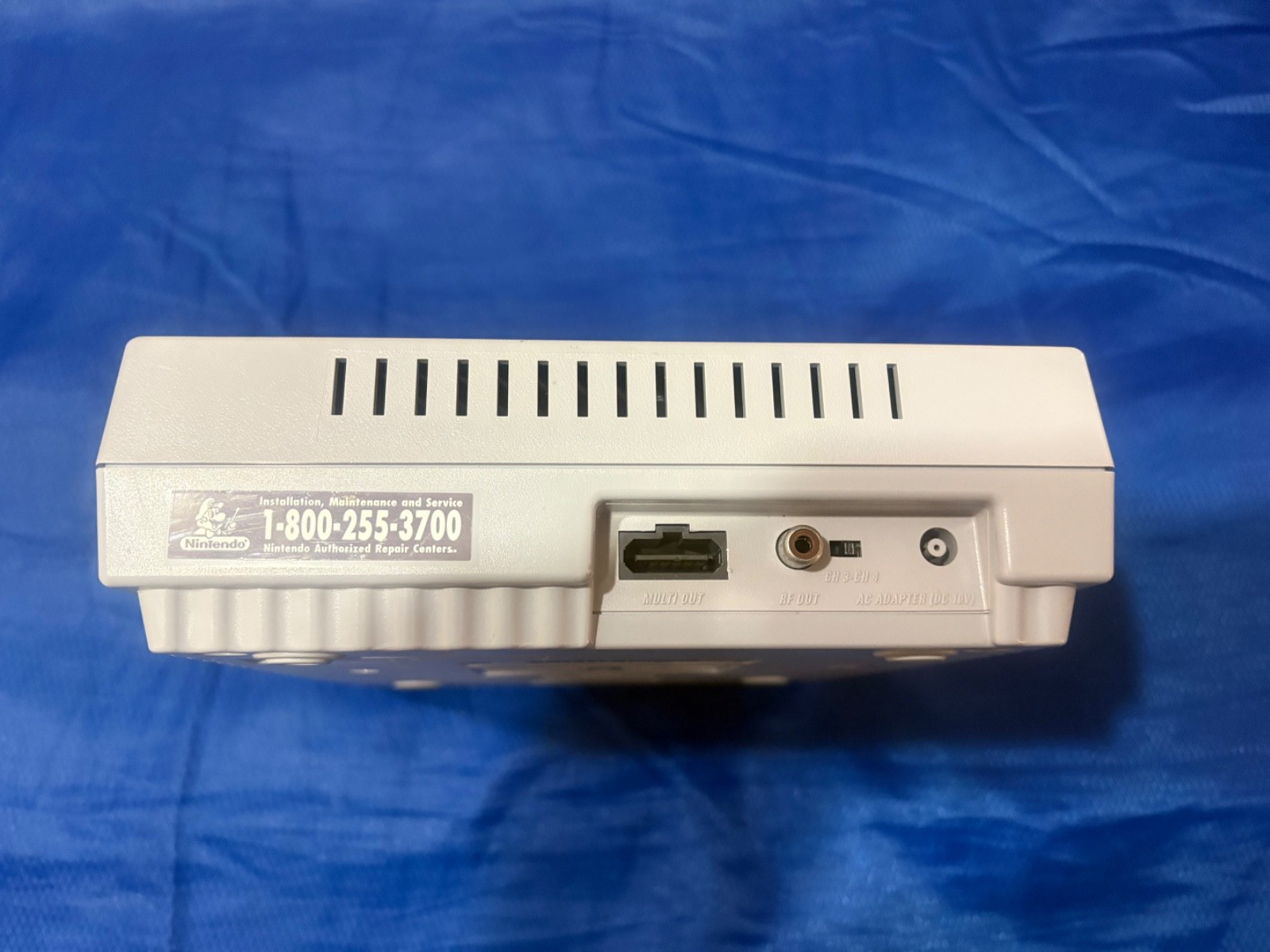 Nintendo SNES 512MB Home Console – Gray plug and play game ready system