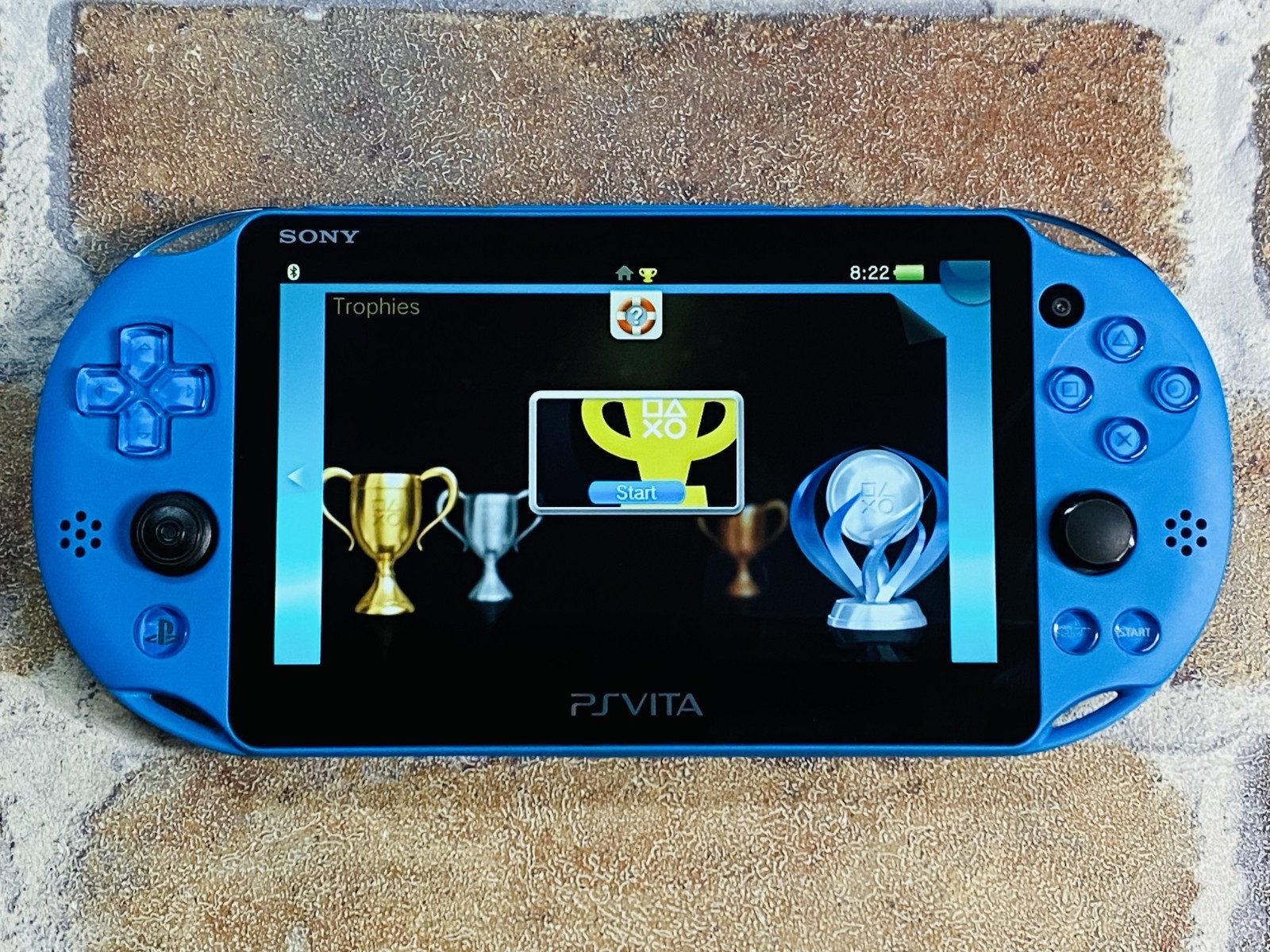 PS Vita PCH-2000 ZA23 Aqua Blue SONY PlayStation Japan 8GB Charger No.2