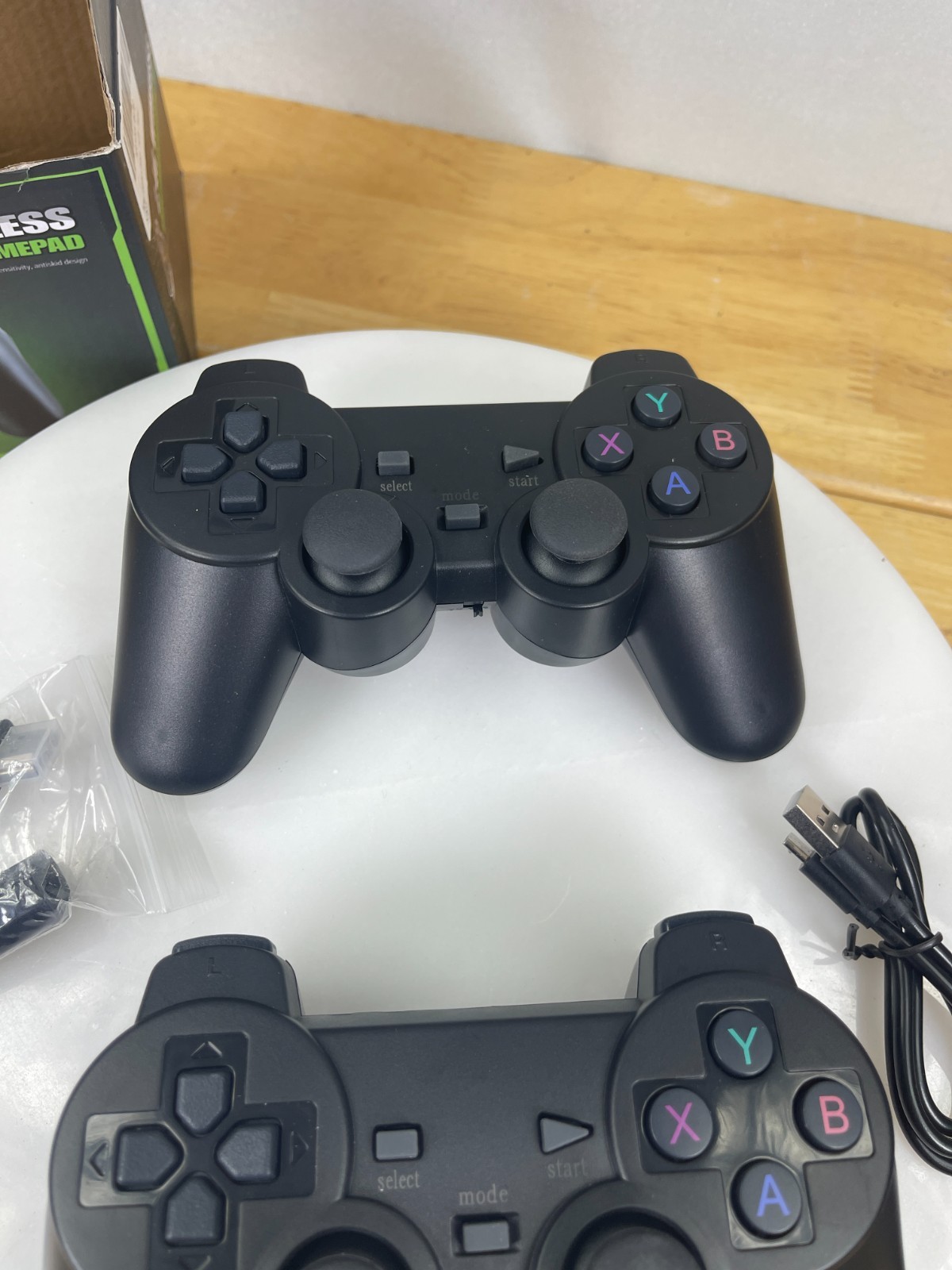 2.4G Wireless Retro Game Stick HDMI Console 2 Controllers New Open Box