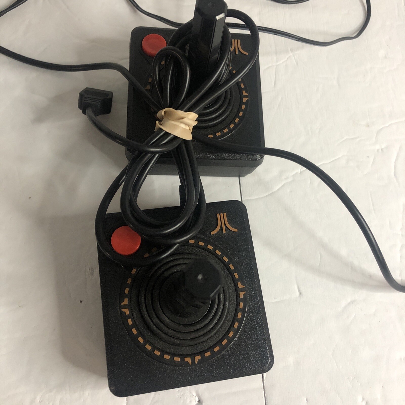 Atari Flashback 3 Launch Edition Black Console Bundle With Two Controllers