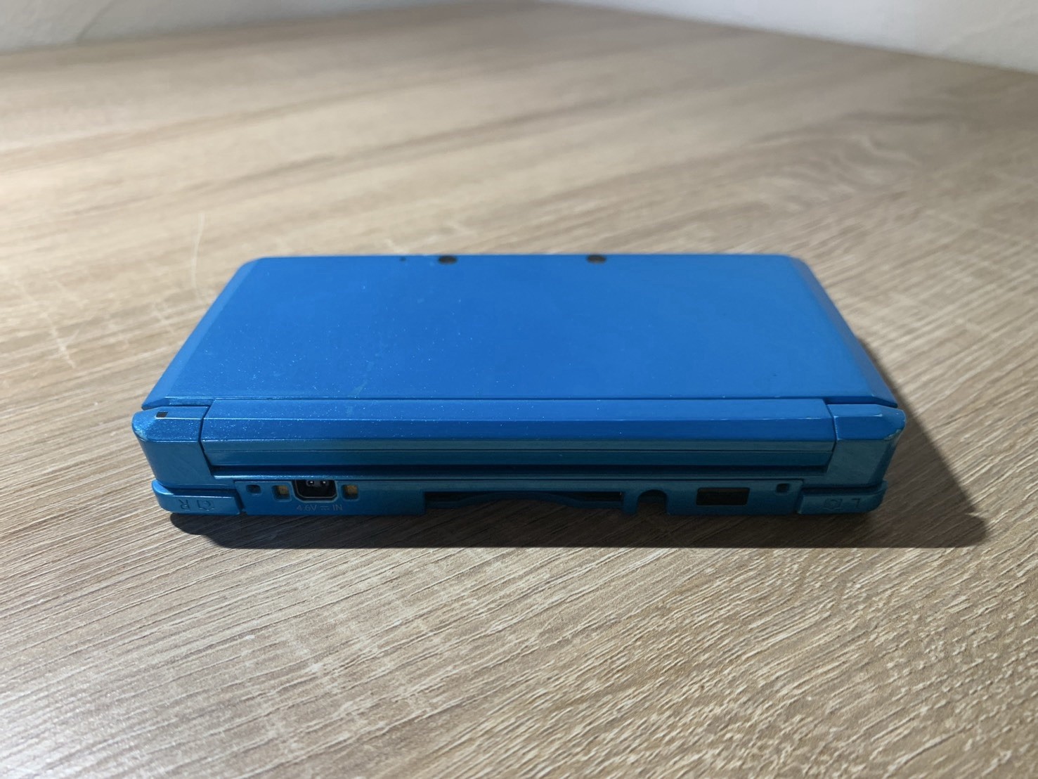0983 Nintendo 3DS Light Blue For Parts