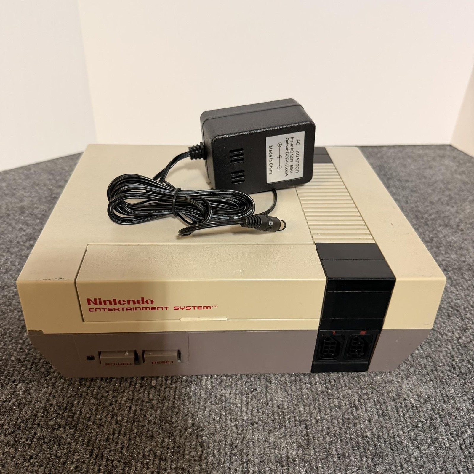 Vintage Nintendo NES-001 Console Gray Japan NTSC-U/C AC Adapter Tested System