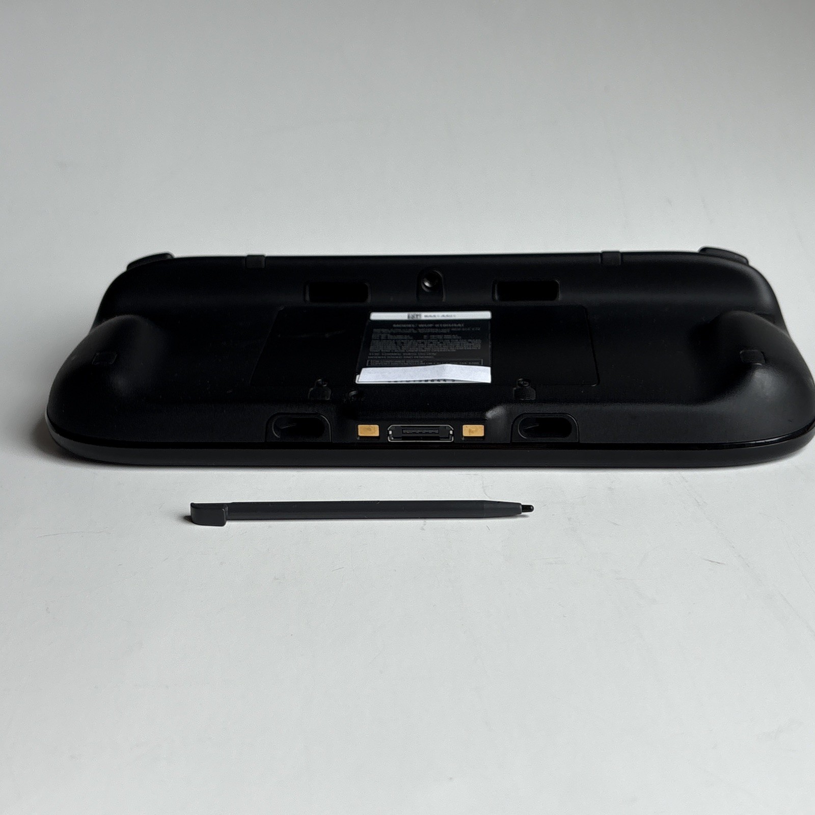 Nintendo Wii U 32GB Deluxe Console , Mario Kart 8 and Super Mario Bros. u TESTED
