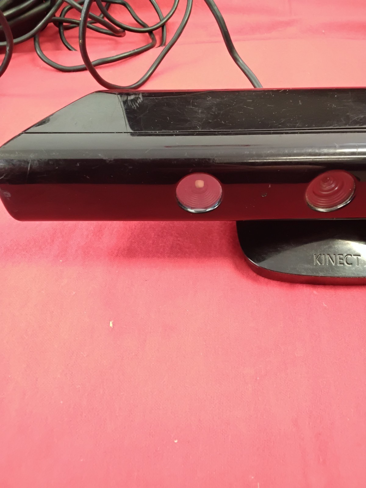 Microsoft Xbox 360 E W/Kinect Works Sold As Is Please Read Description
