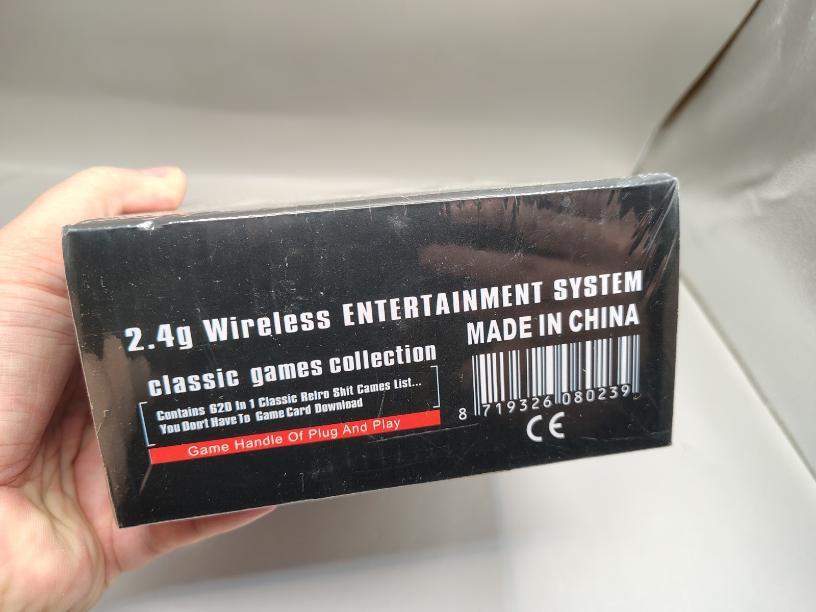 Retro Wireless Entertainment System – 620 Built-In Games Brand new in box.
