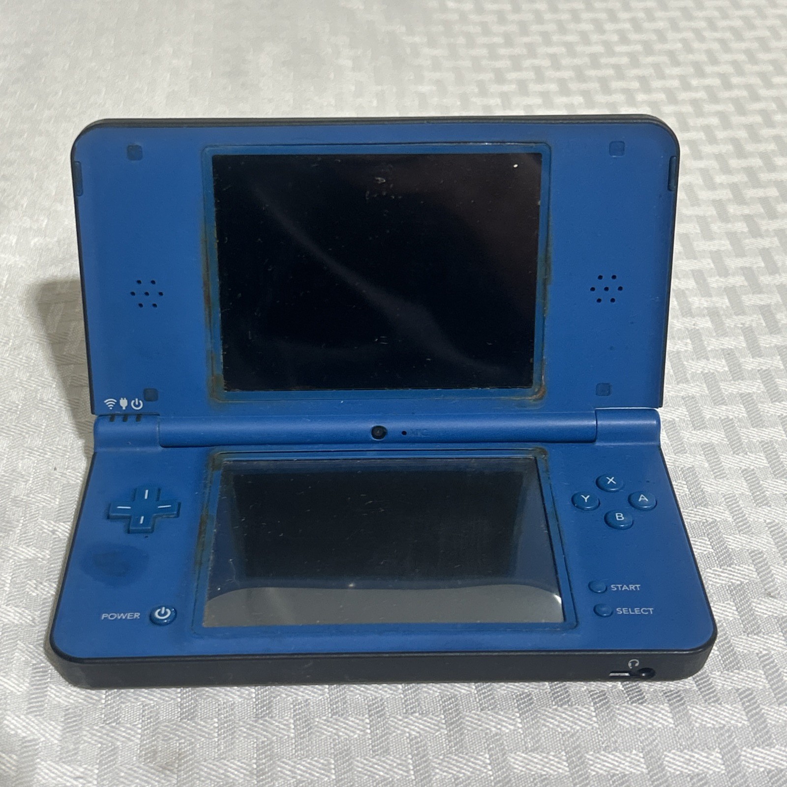 Broken Nintendo DSi XL Handheld Game Console Only C/UTL-USZ Bad LCD no battery