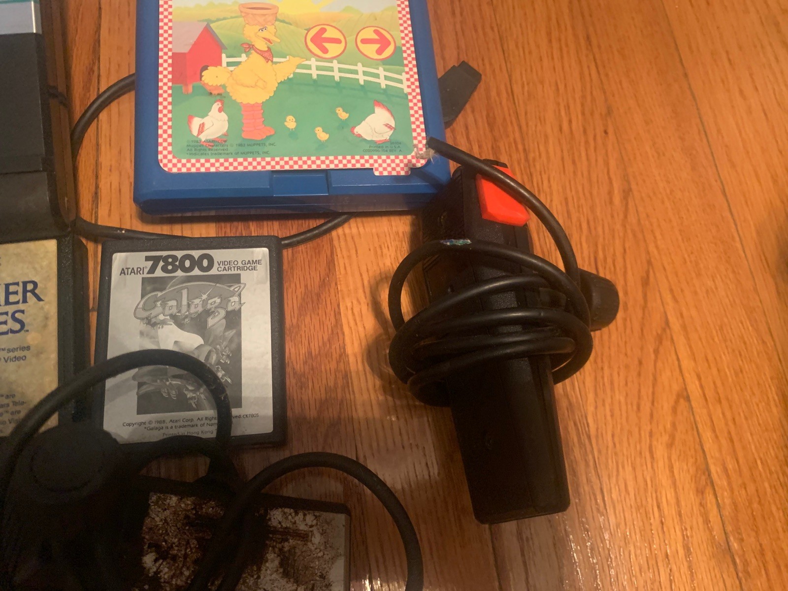 Atari 7800 ProSystem Vintage Video Game UNTESTED Console /Lot games controller
