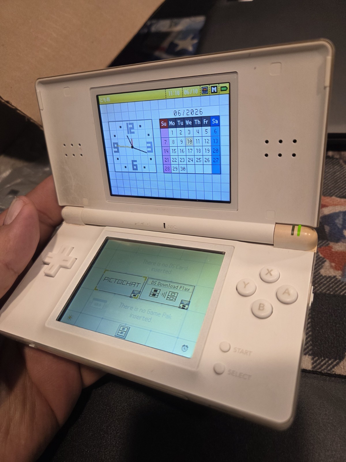 Nintendo DS Lite USG-001 JPN White Handheld Console Stylus & Cable