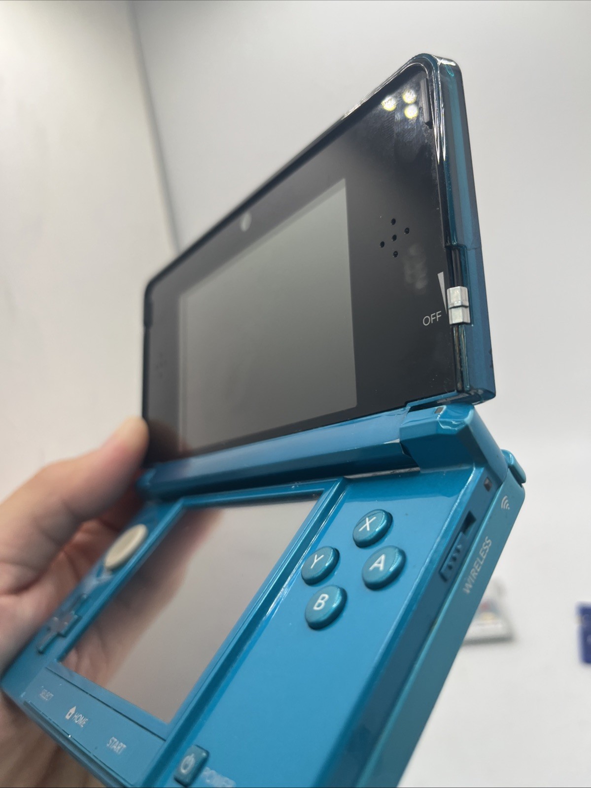 Nintendo 3DS Handheld System – Aqua Blue