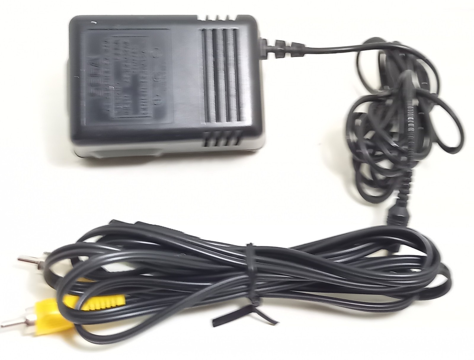 SEGA Sega Mega Drive MD HAA-2510 Black Color W/AC adapter Controller Box Manual