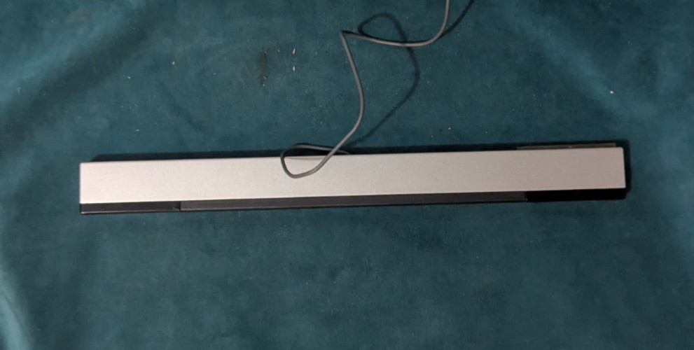 Nintendo Wii Gaming Console RVL-001 (USA) W/ One Wii Remote Controller