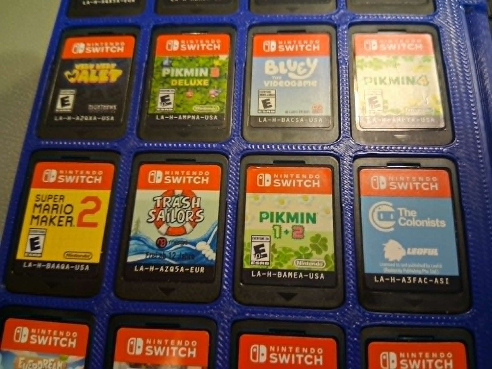 Excellent Condition Nintendo Switch OLED Console Lot with Games 1TB SD Card Case