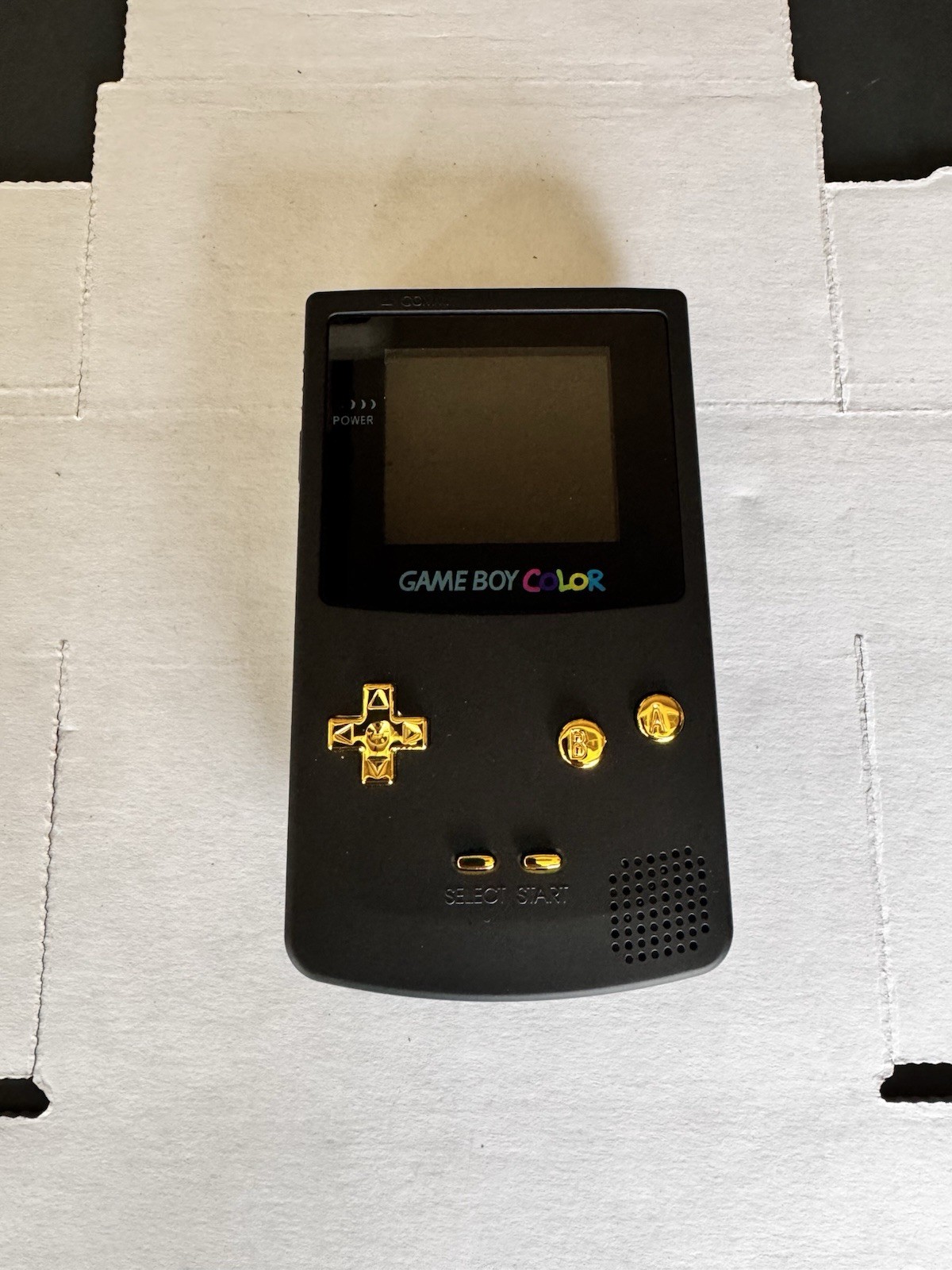 Custom Black & Gold Gameboy Color With IPS Screen – USB Type C Rechargeable