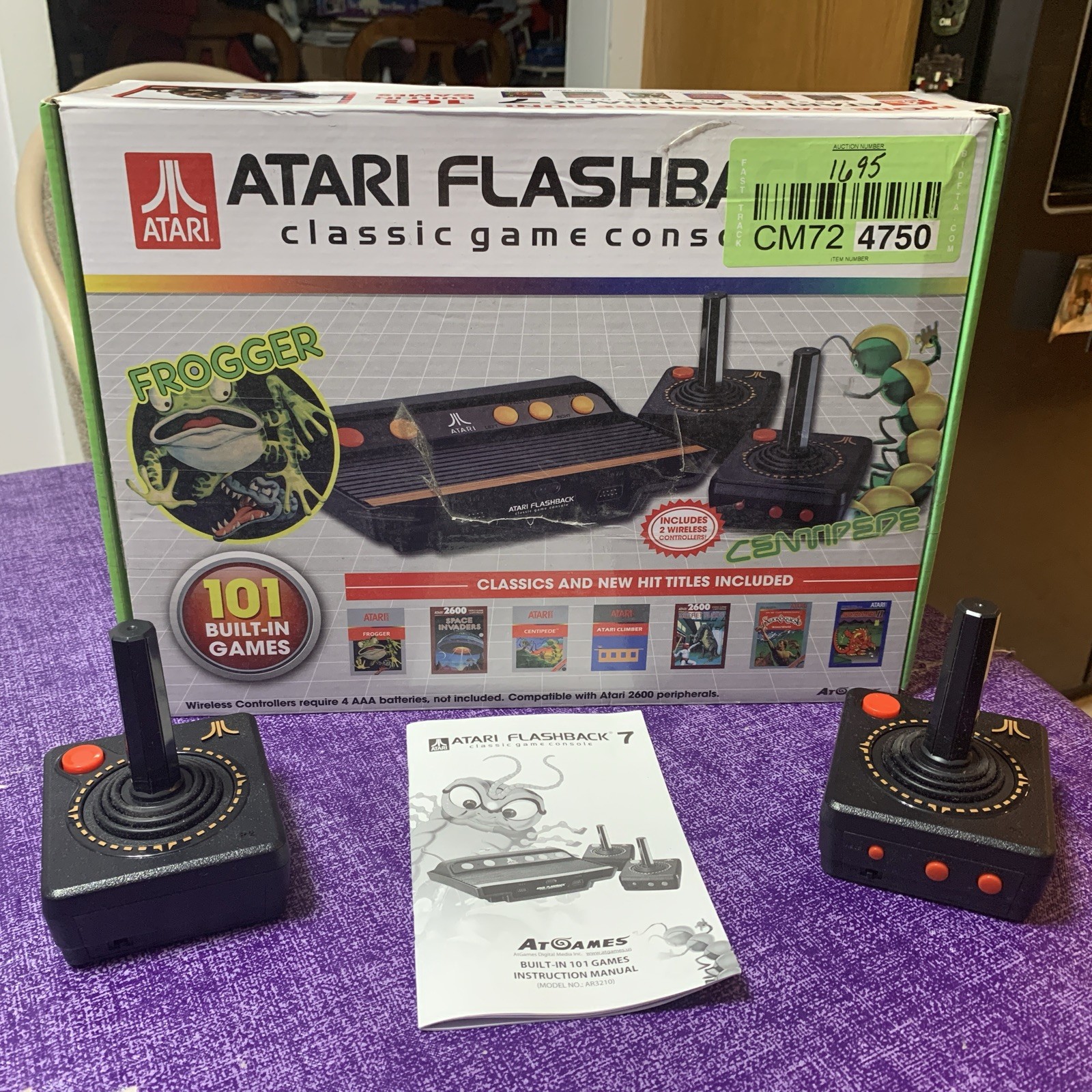 Atari Flashback 7 Classic Game Console 101 Built-in Games Wireless Controllers