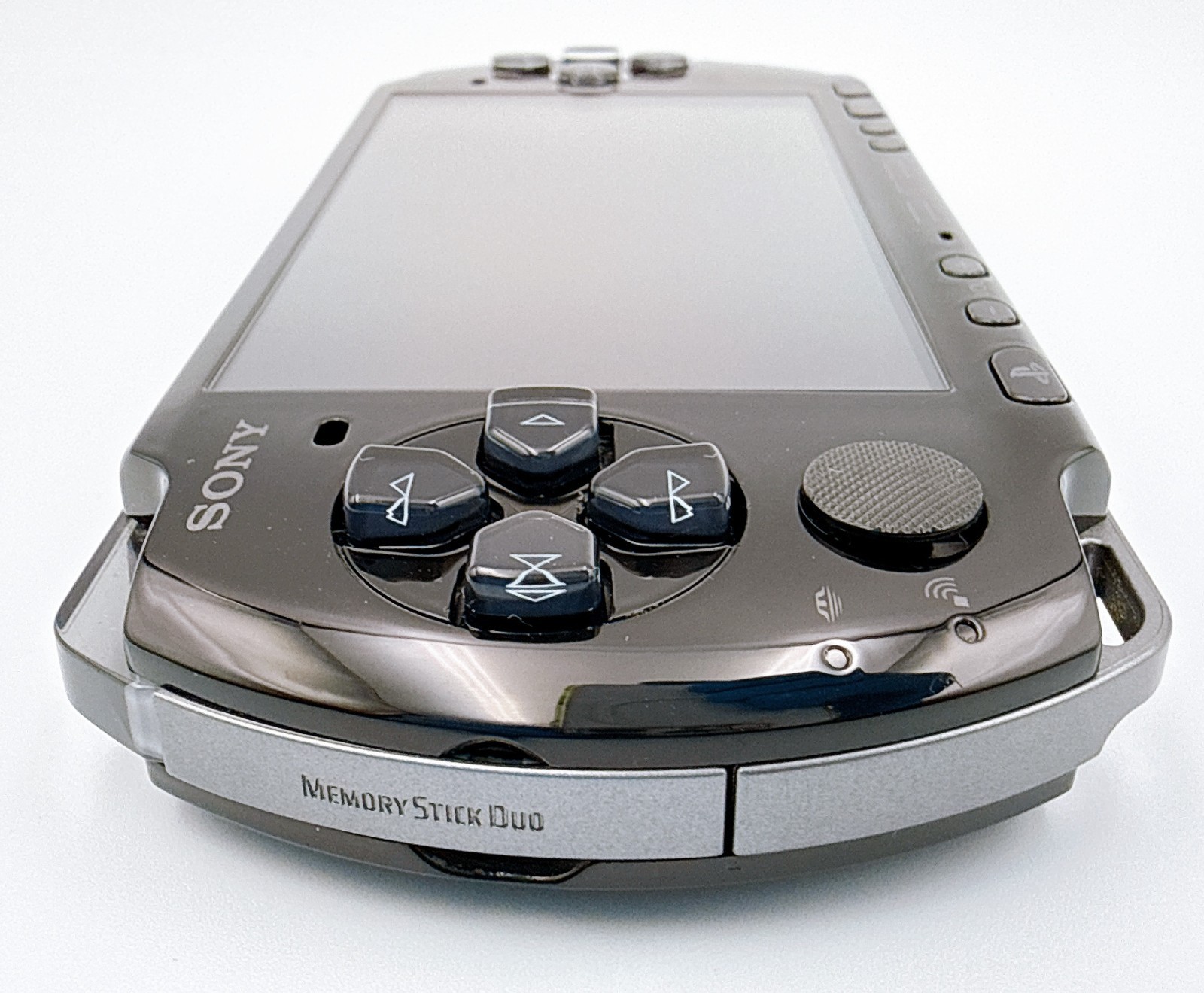 Sony PSP-3000 Console Gran Turismo Limited Region free w/Pouch, Strap, 2GB -Excl