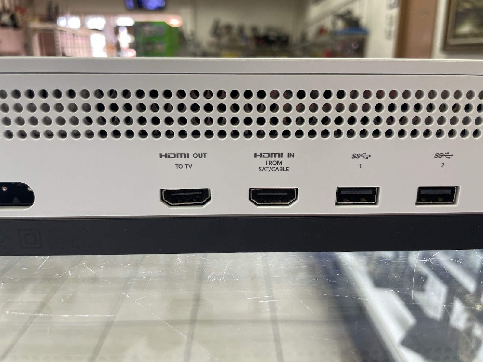 Microsoft Xbox One S All Digital Edition 1TB – White – Console Only Faulty HDMI