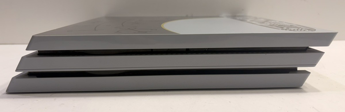 SONY PS4 – PRO – SYSTEM – CUH-7015B – 1TB (P11034725)
