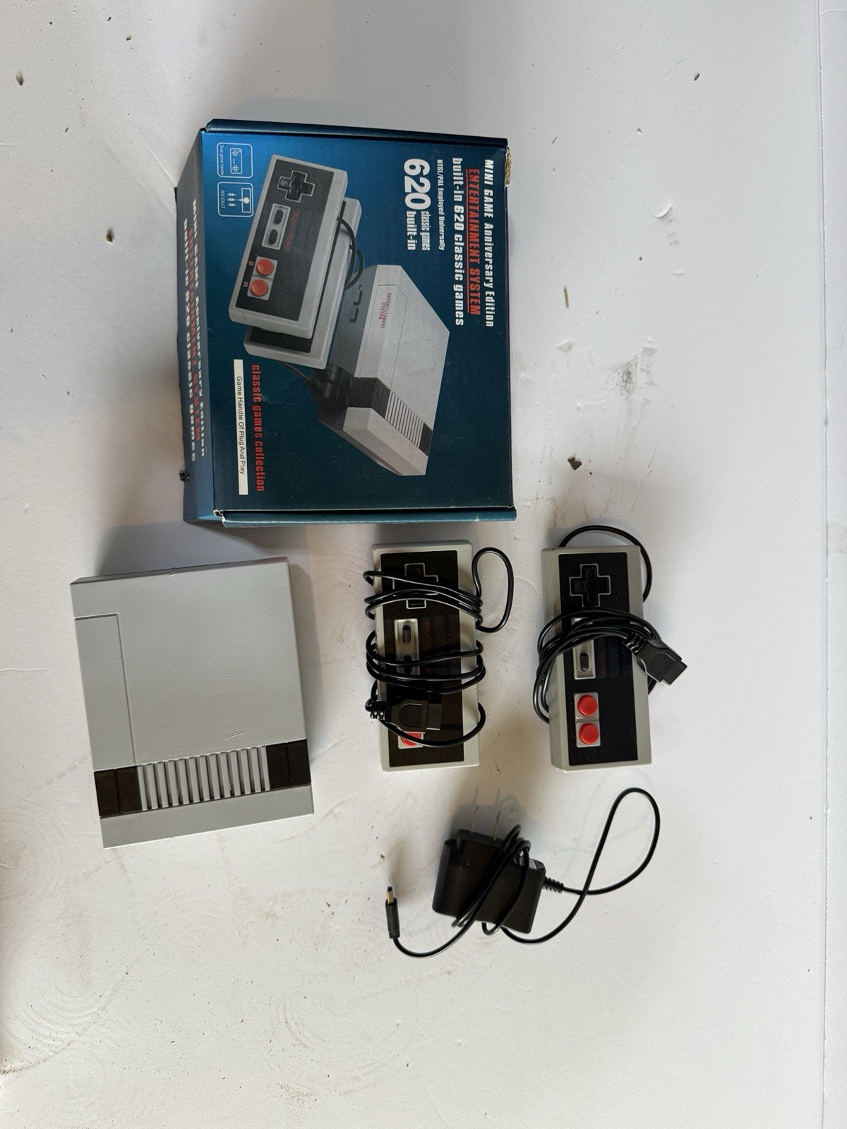 Mini Game Anniversary Edition NES Console 620 Games 2 Controllers RCA 480p