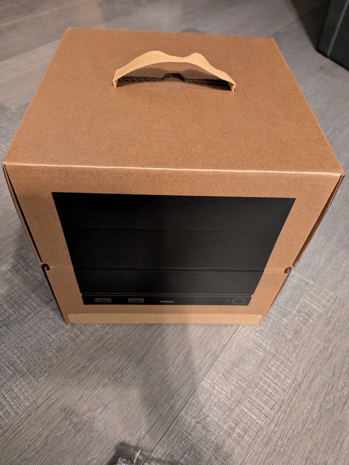 BRAND NEW Steam Machine 2 TB 16GB With (1) Steam Controller And (2) Face Plates