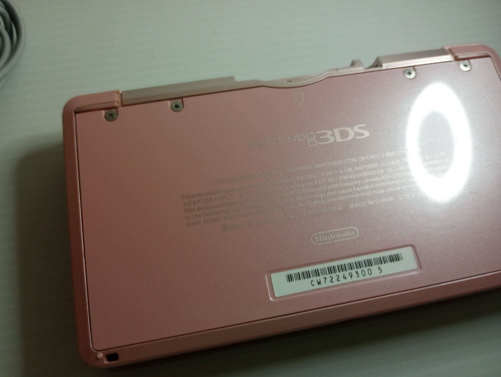 Nintendo 3DS CTR-001 Pearl Pink with OEM Charger Good Shape Some Screen Scratch
