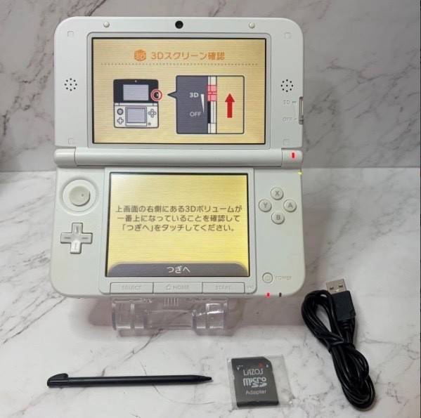 Nintendo 3DS XL Pink×White[Working condition, with accessories included]