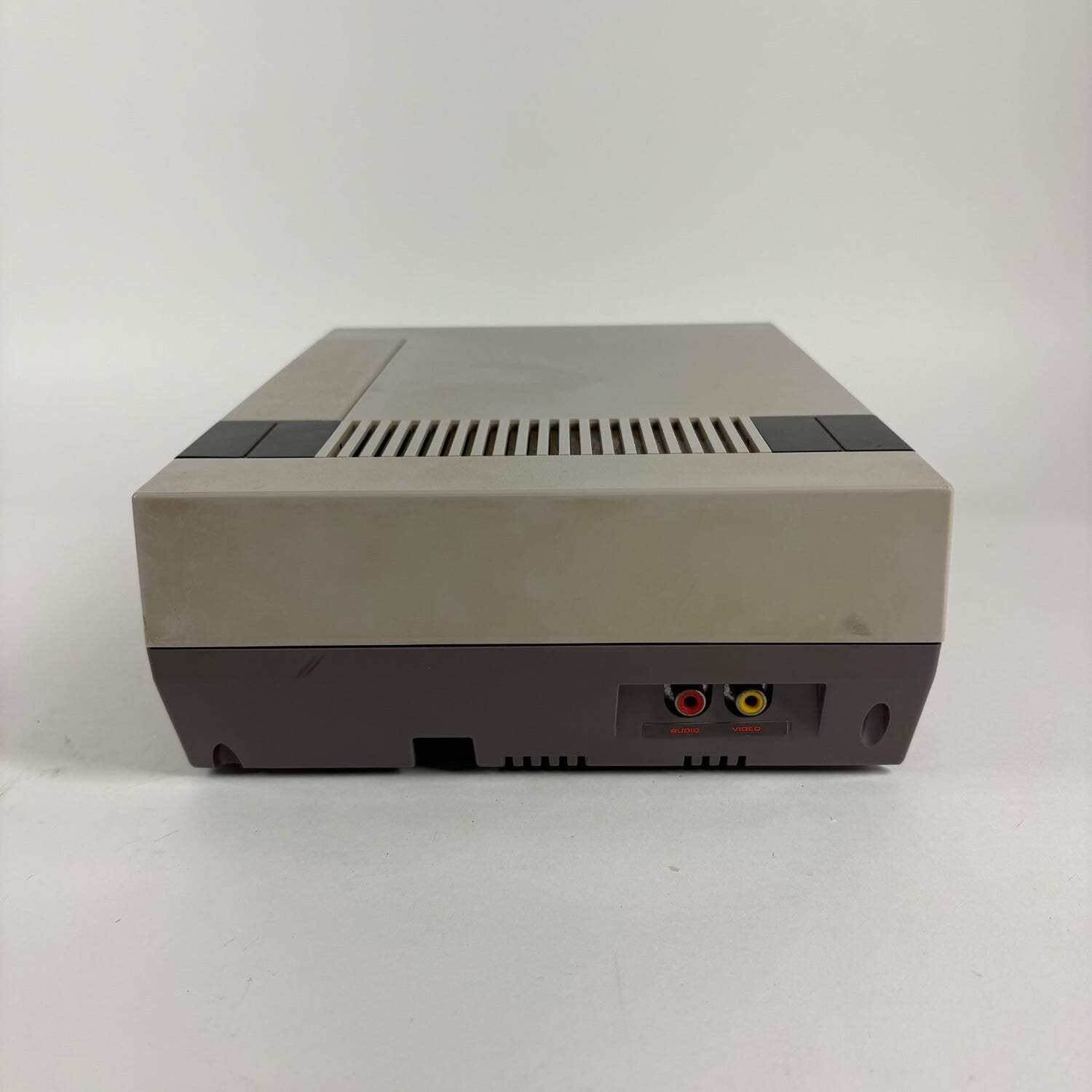 Nintendo Entertainment System NES Console Gaming System NES-001 Gray