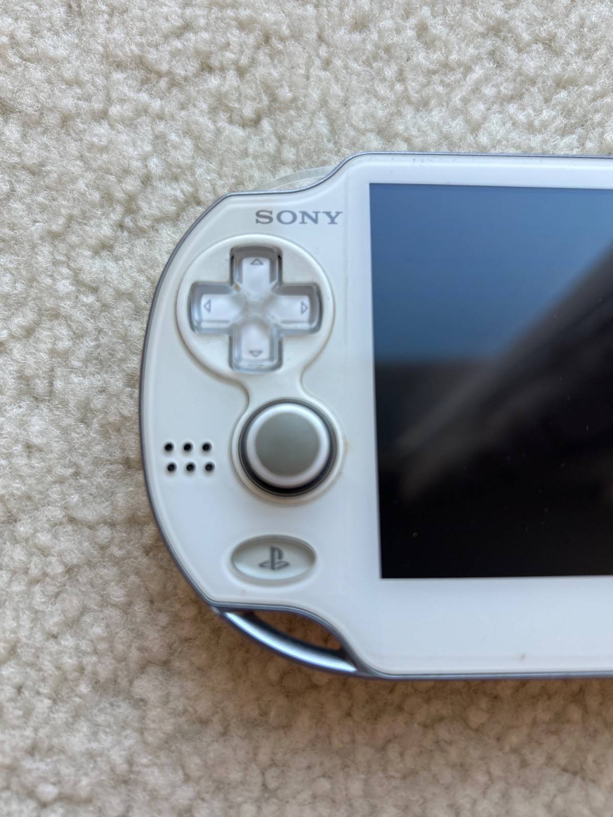 Playstation PS Vita PCH-1001 OLED White Console w/3 Memory Cards+8 Games READ
