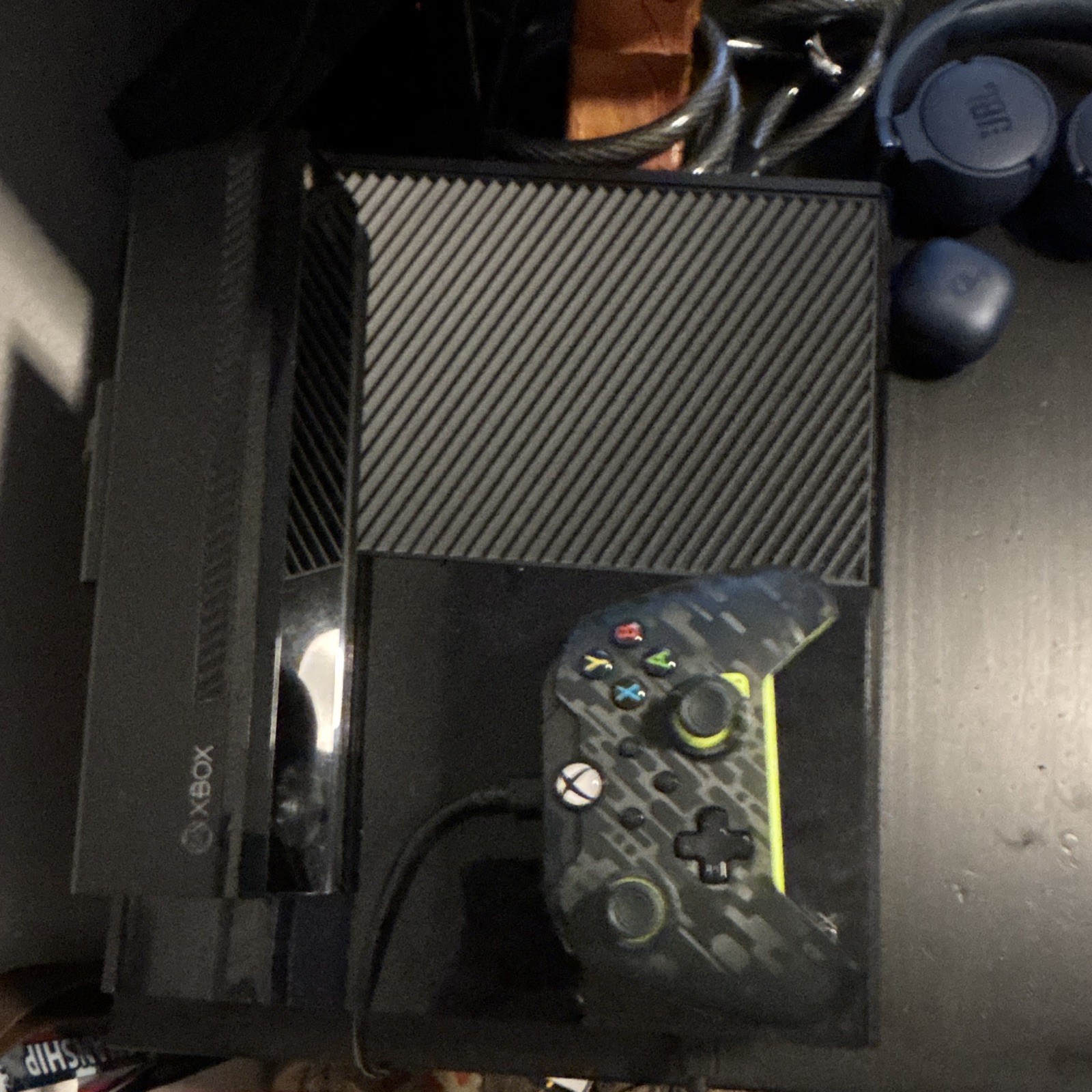 Microsoft Xbox One Home Console Black/Green w/ Wired Controller & Kinect
