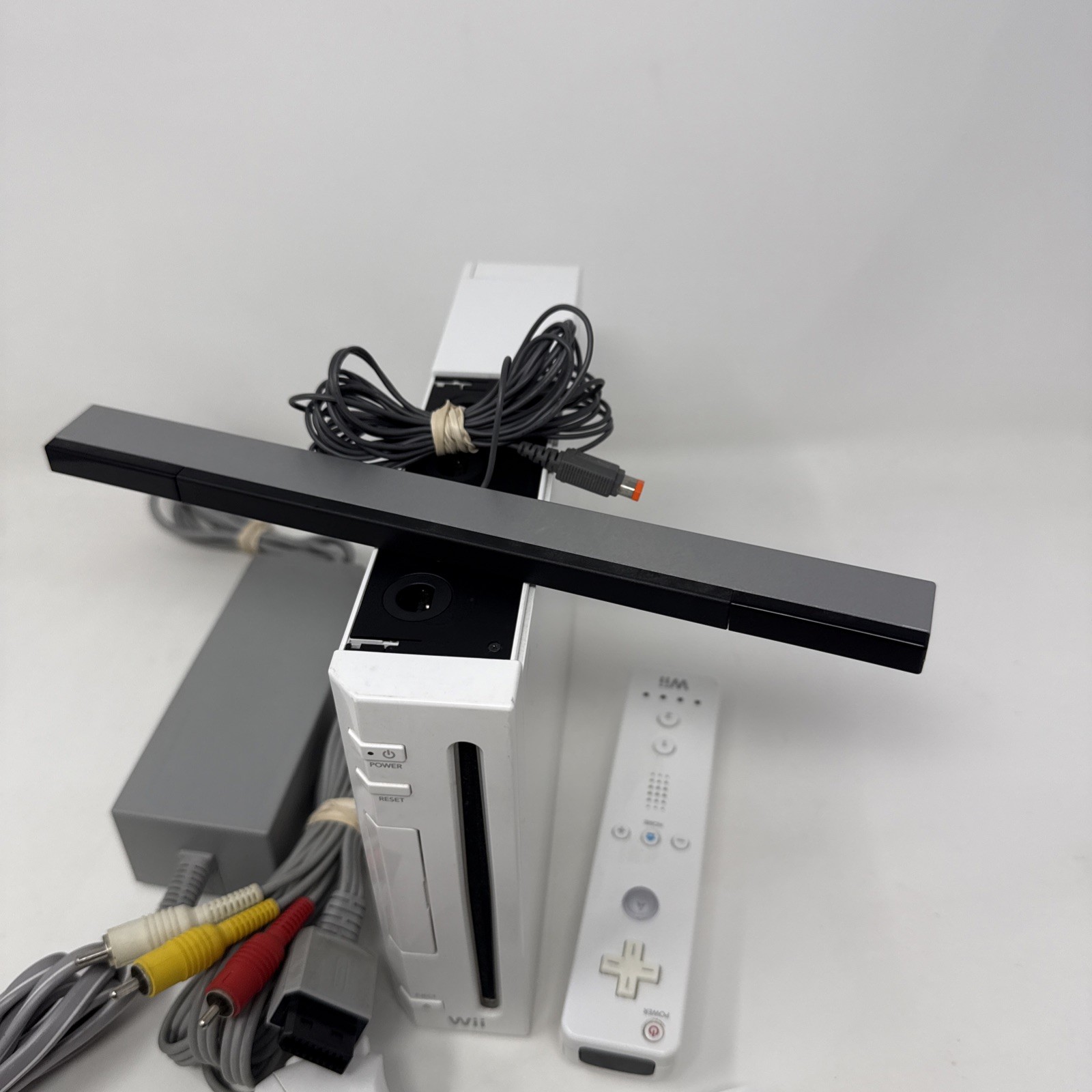 Nintendo Wii RVL-001 Console Bundle – Nintendo Wii Tested And Working