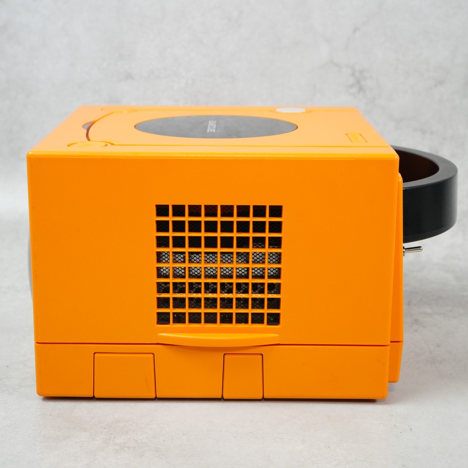 GameCube Orange Console DOL-001 NTSC U-C/J Region Switch Mod Nintendo w/ Cable