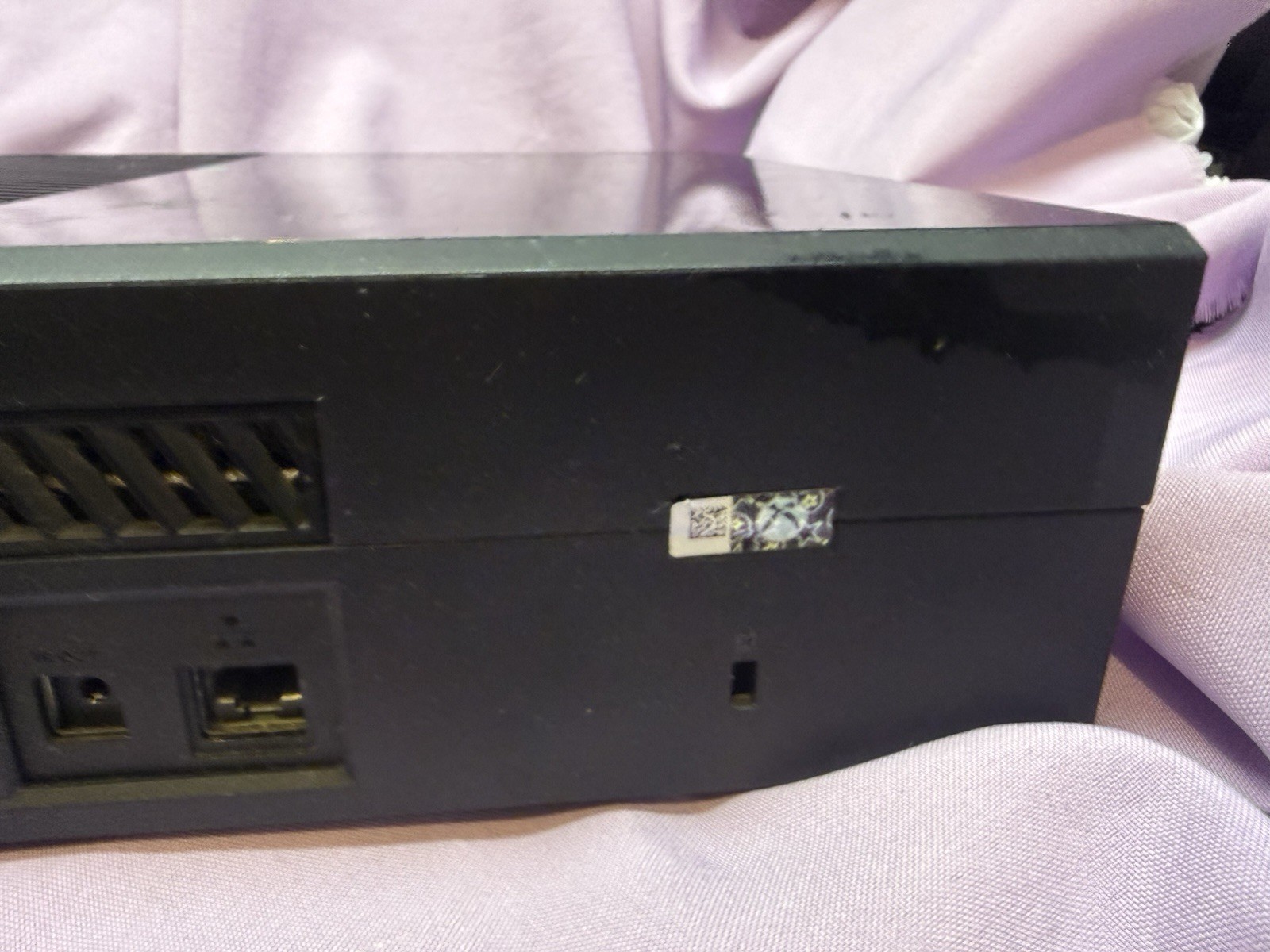 Microsoft Xbox One 1540 500GB. Works Great! Ships Free!