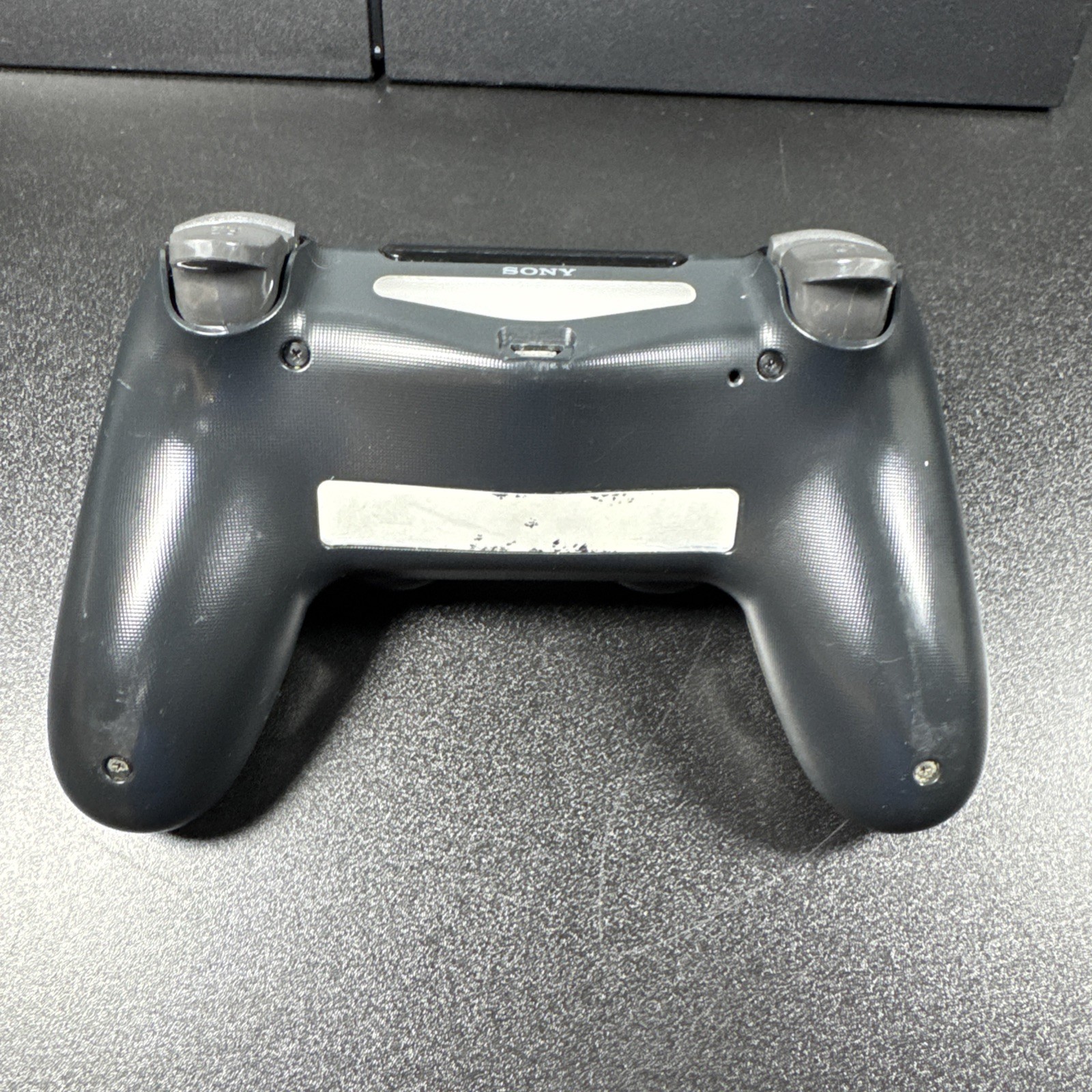 LOW FW SONY PlayStation 4(ps4)SYSTEM – CUH-1215A – 500GB & Controller 10.01OFW