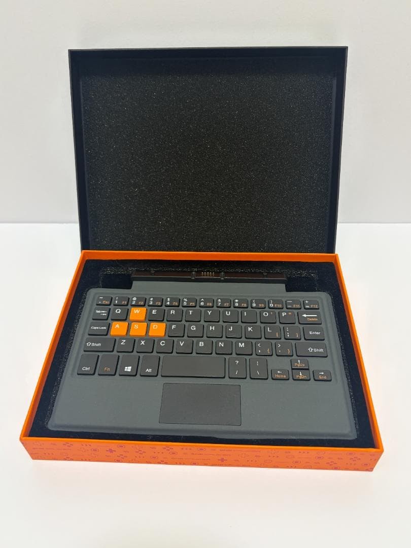 ONEXPLAYER 2 PRO Ryzen 7 7840U 32GB 1TB Handheld Gaming PC Windows 11