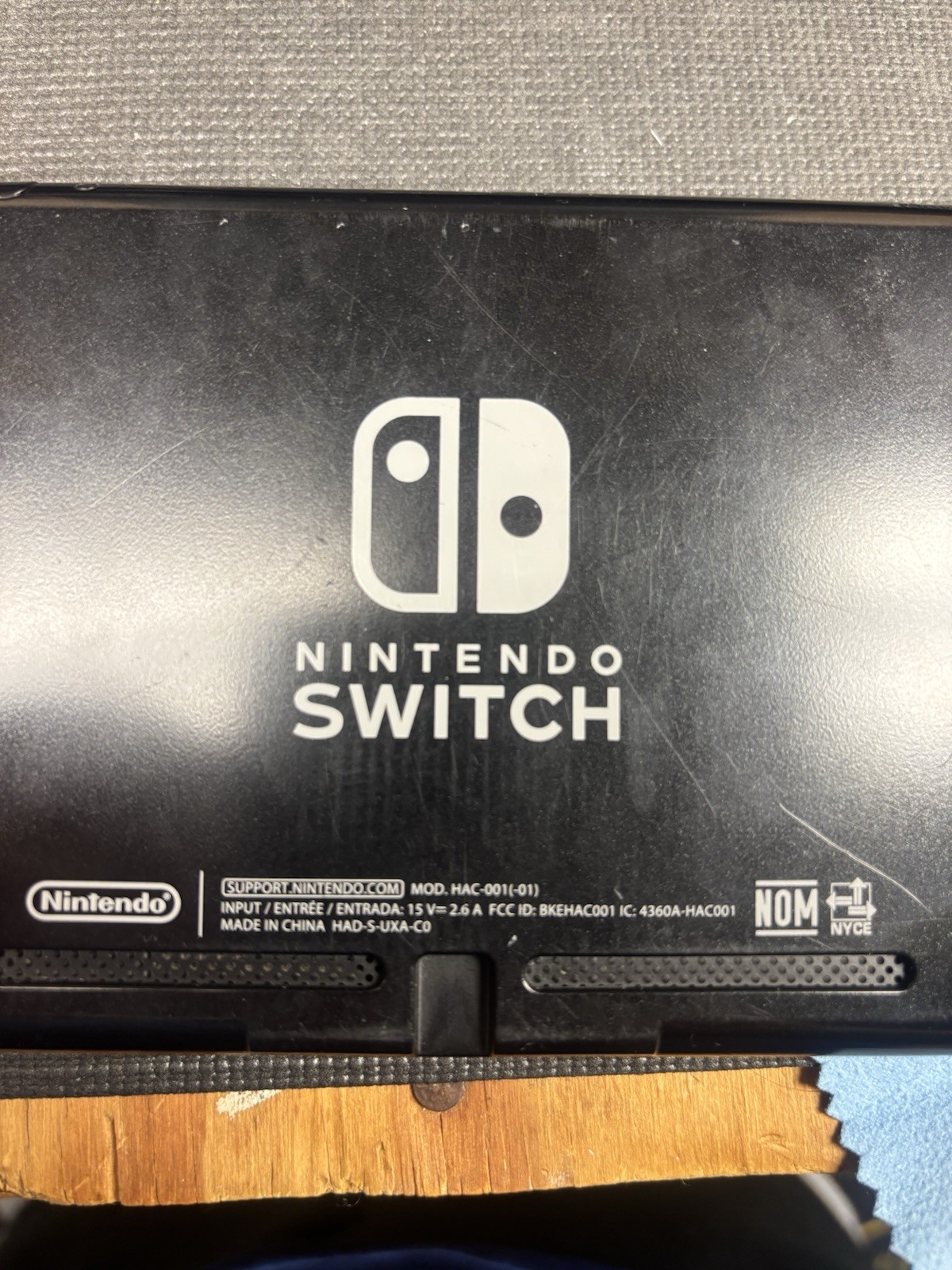 Nintendo Switch 1st Gen 32 GB Console Neon Red And Neon Blue + Steering Wheels