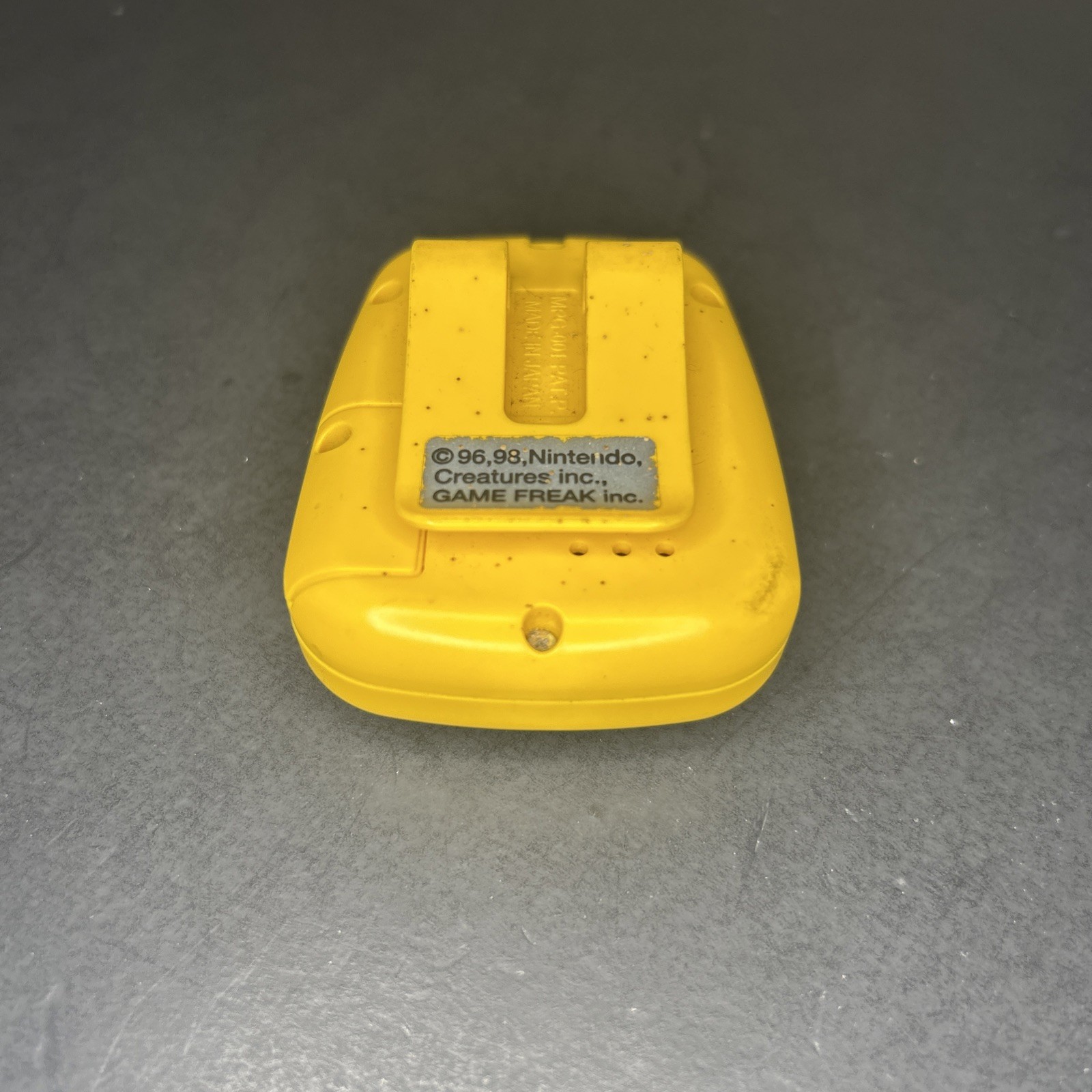 NINTENDO Pocket Pokémon Pikachu SOUND WORKS *Good Screen* Yellow Color *New Bat*