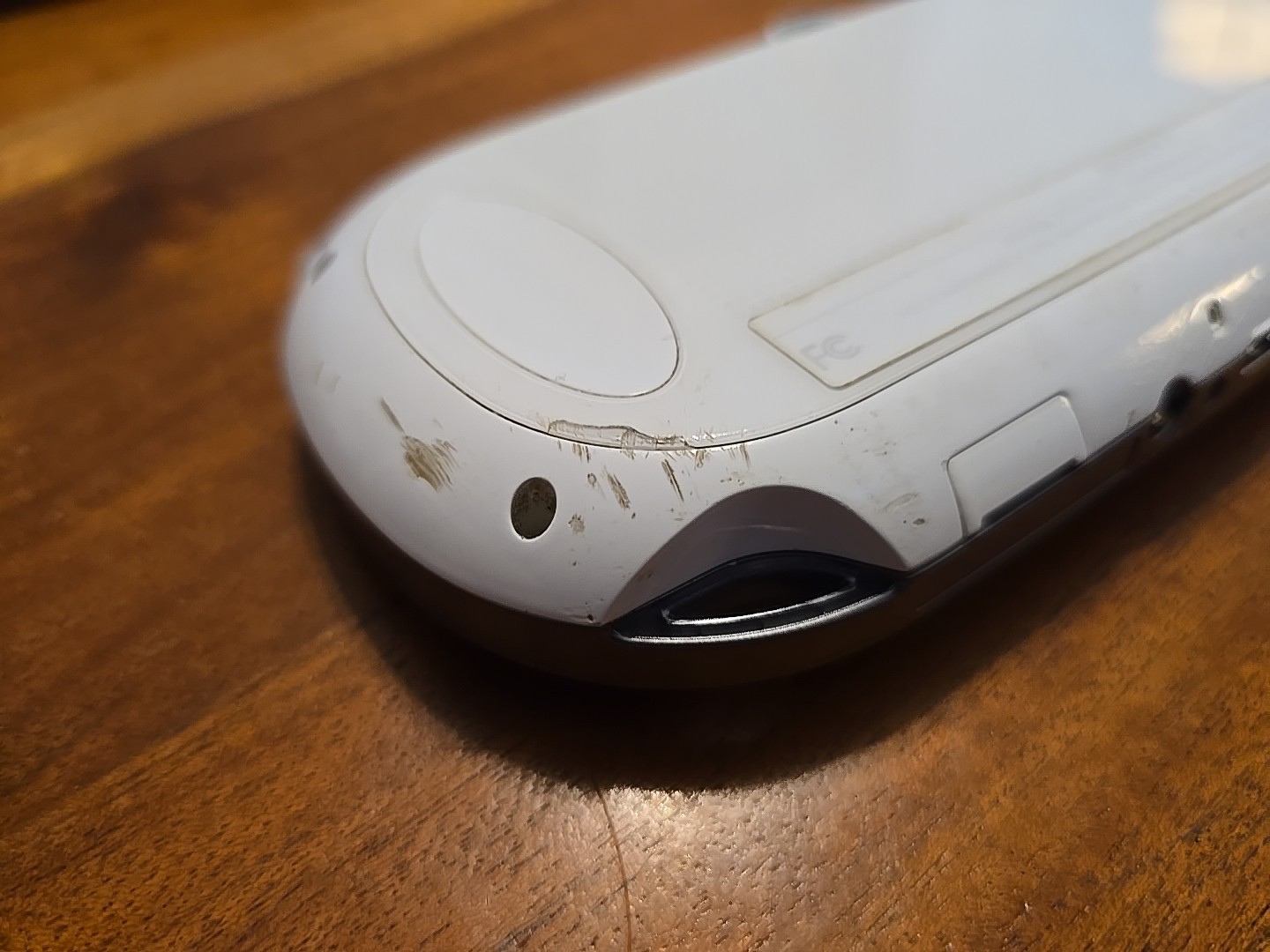 Sony PlayStation Vita White Handheld System – w/ 64gb sd – Tested working great!