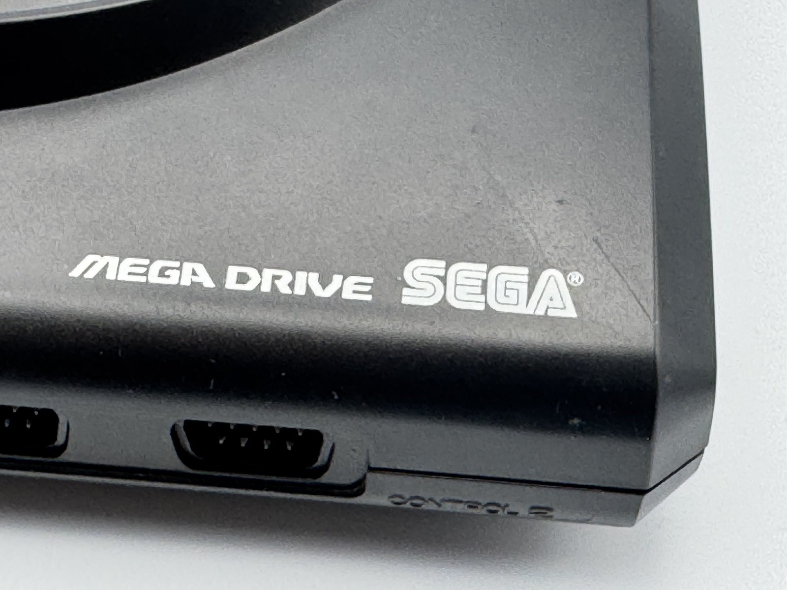 SEGA Mega Drive VA0 Console w/dust cover & power – Japan HAA-2510 – US Seller